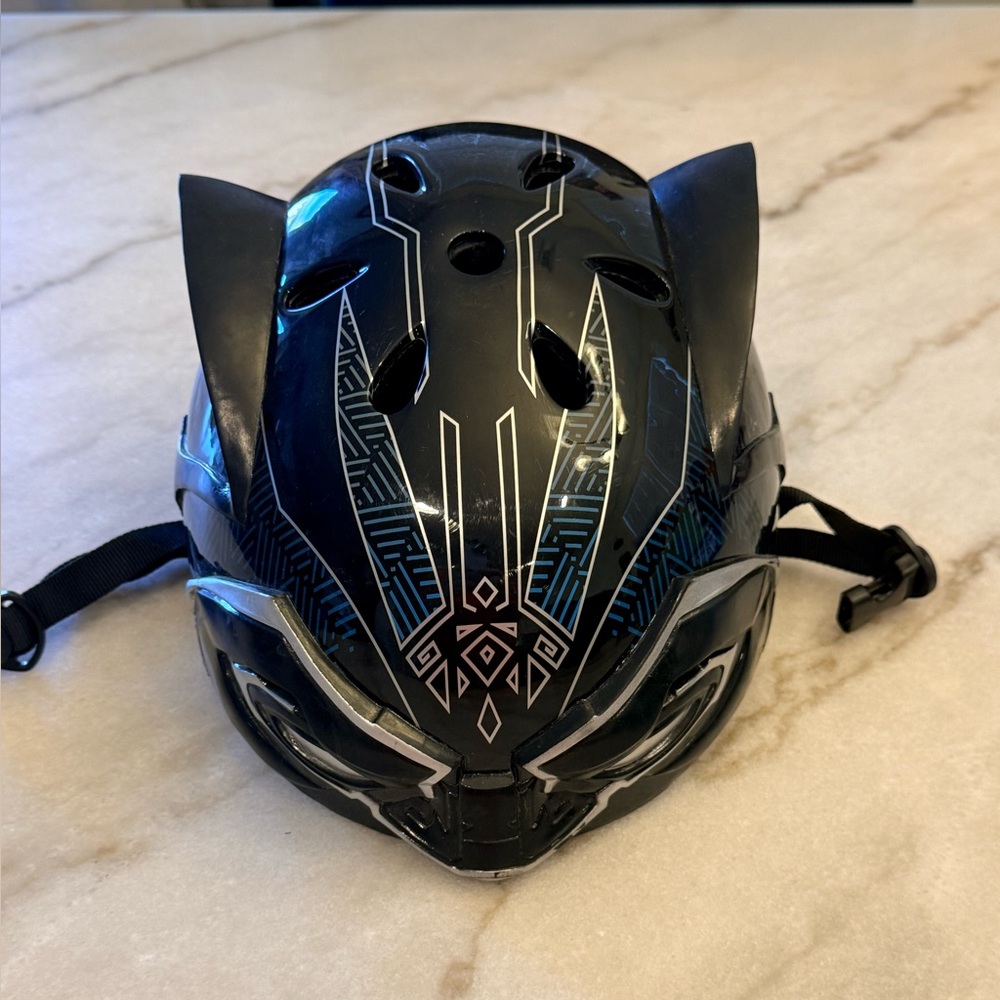 Marvel Black Panther Bike Safety Helmet for Child (5-8 years old)